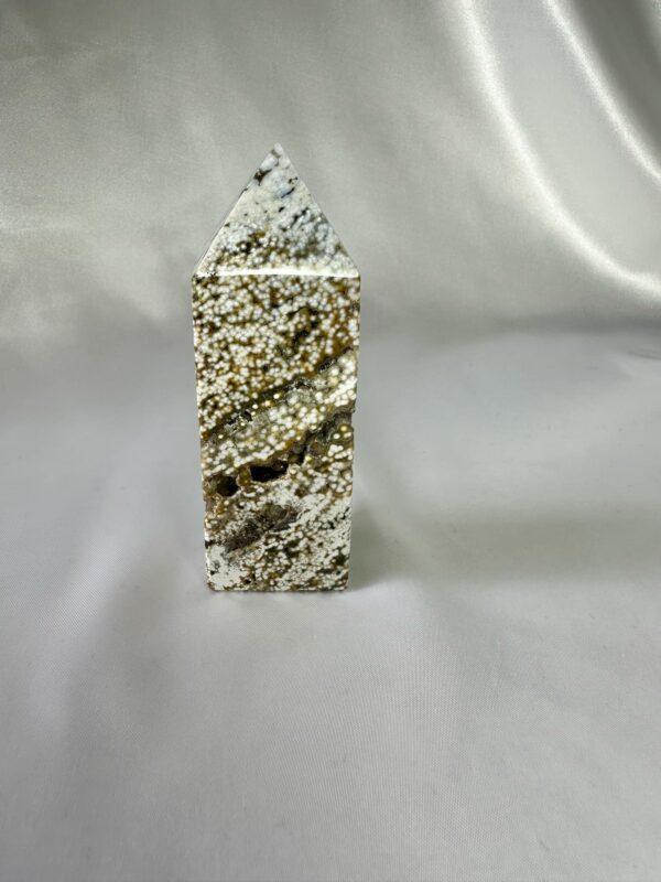 Small Ocean Jasper Tower B