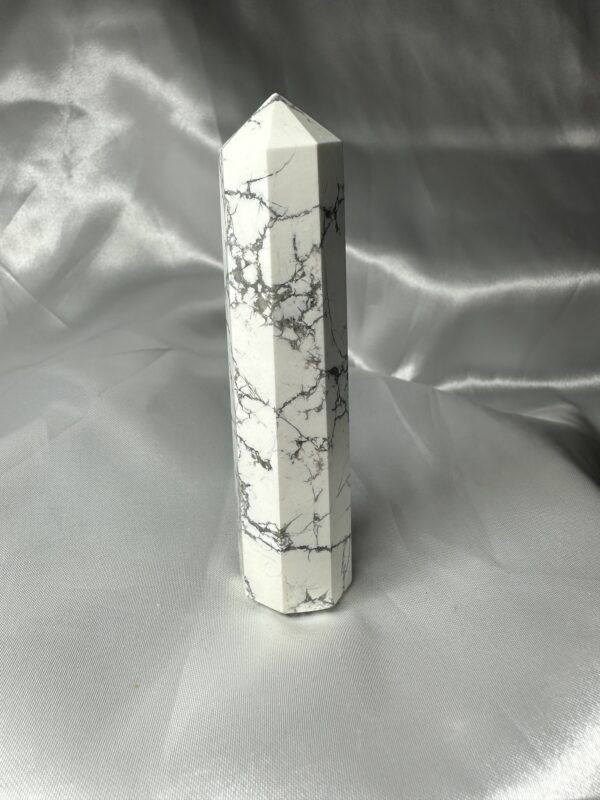 Howlite Tower B