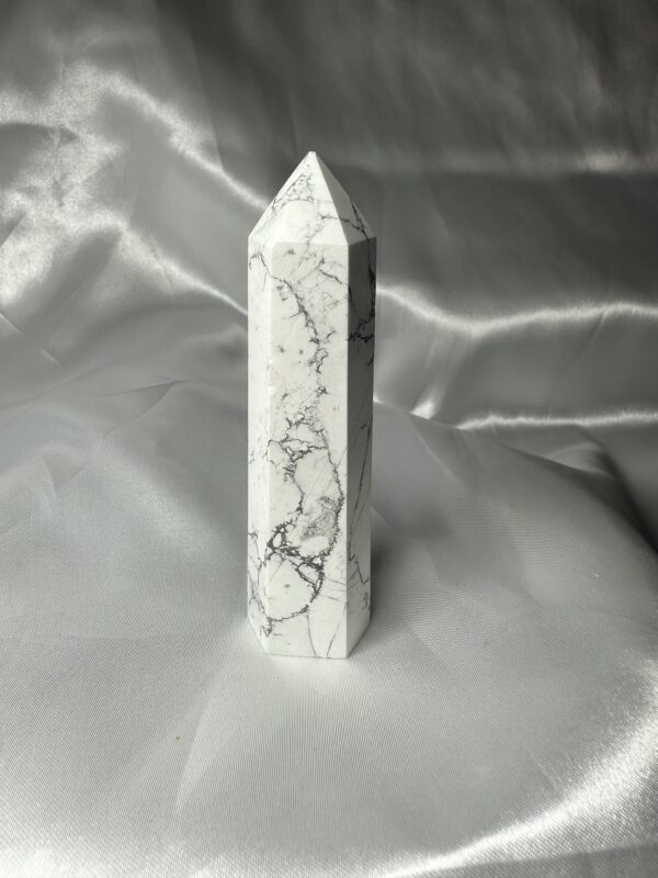 Howlite Tower C